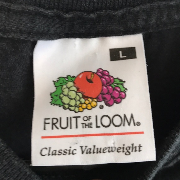 Svalbard Vintage Polar Bear Graphic T-Shirt - Picture 3 of 3